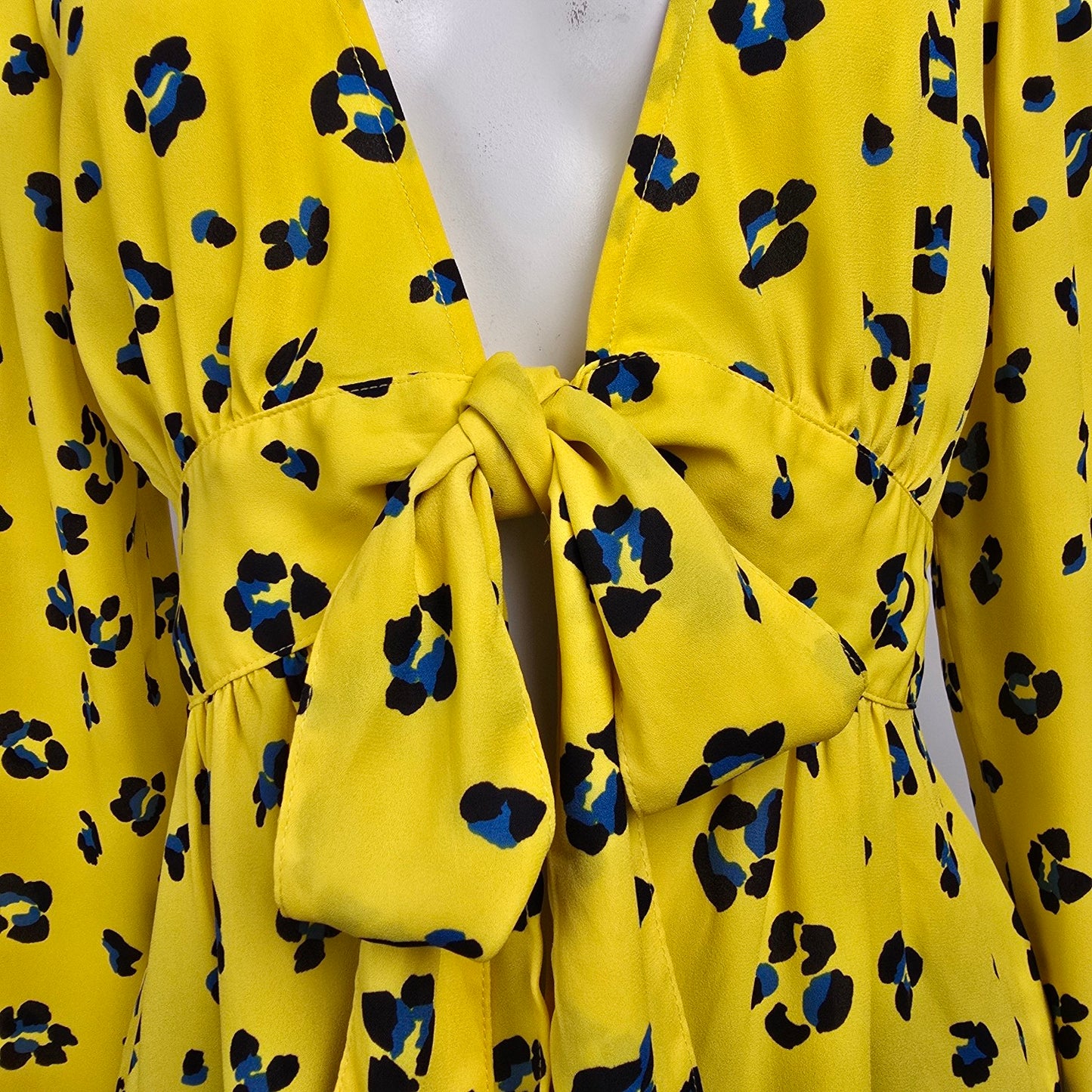 Cabi Sunny Yellow Front Tie Blue Flower Blouse Top Cardigan Size S