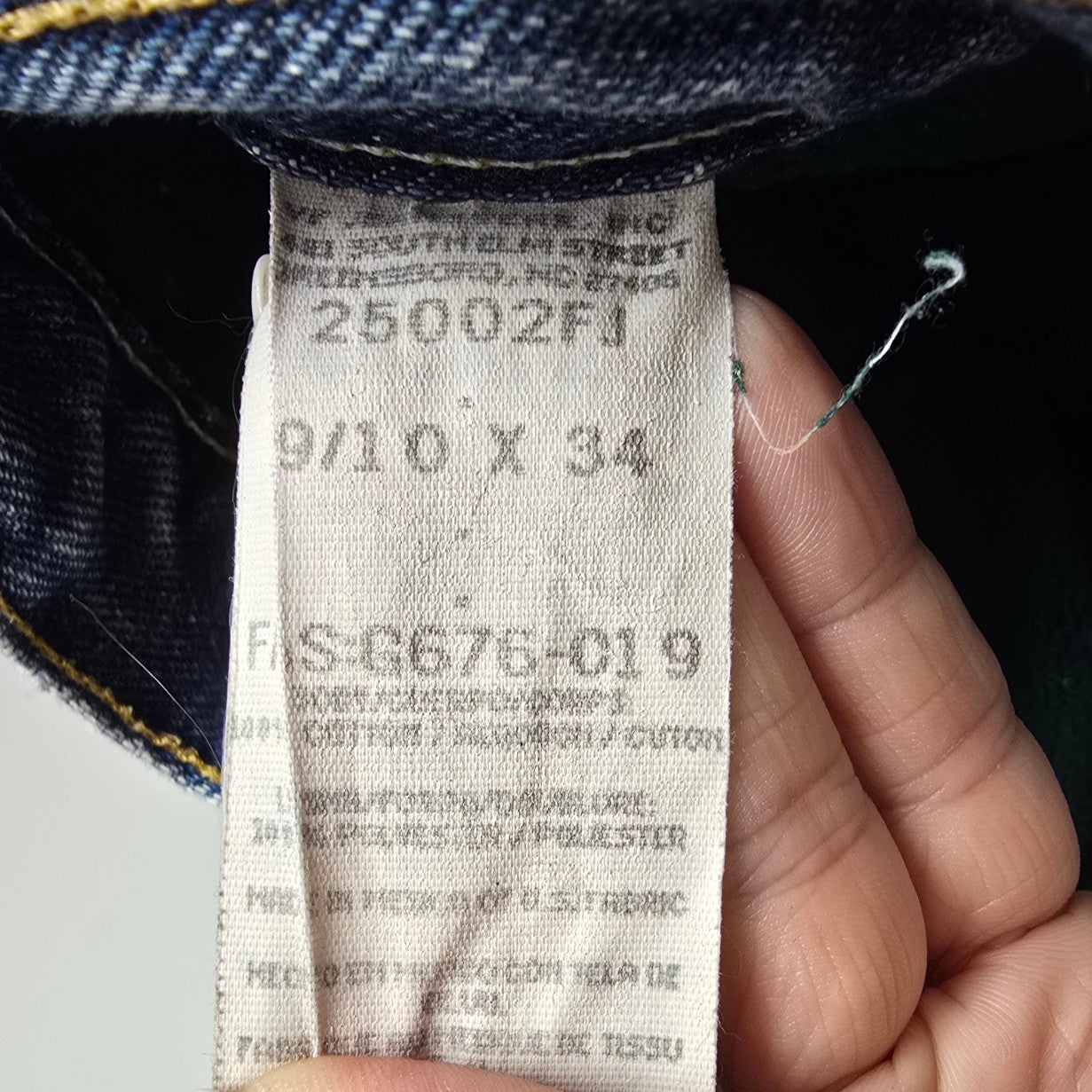 Wrangler Rugged Wear Thermal Straight Leg Denim Jeans Size 9/10 Tall