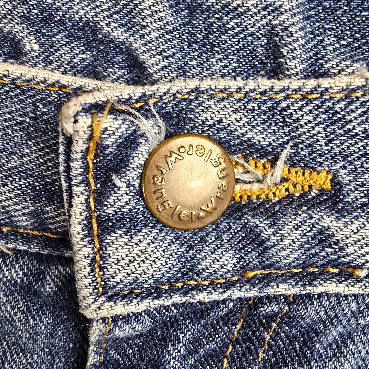 Wrangler Rugged Wear Thermal Straight Leg Denim Jeans Size 9/10 Tall