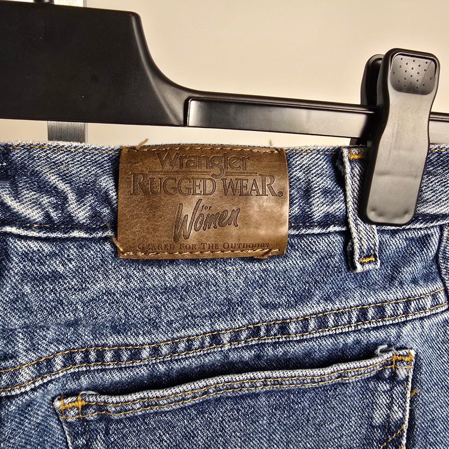 Wrangler Rugged Wear Thermal Straight Leg Denim Jeans Size 9/10 Tall