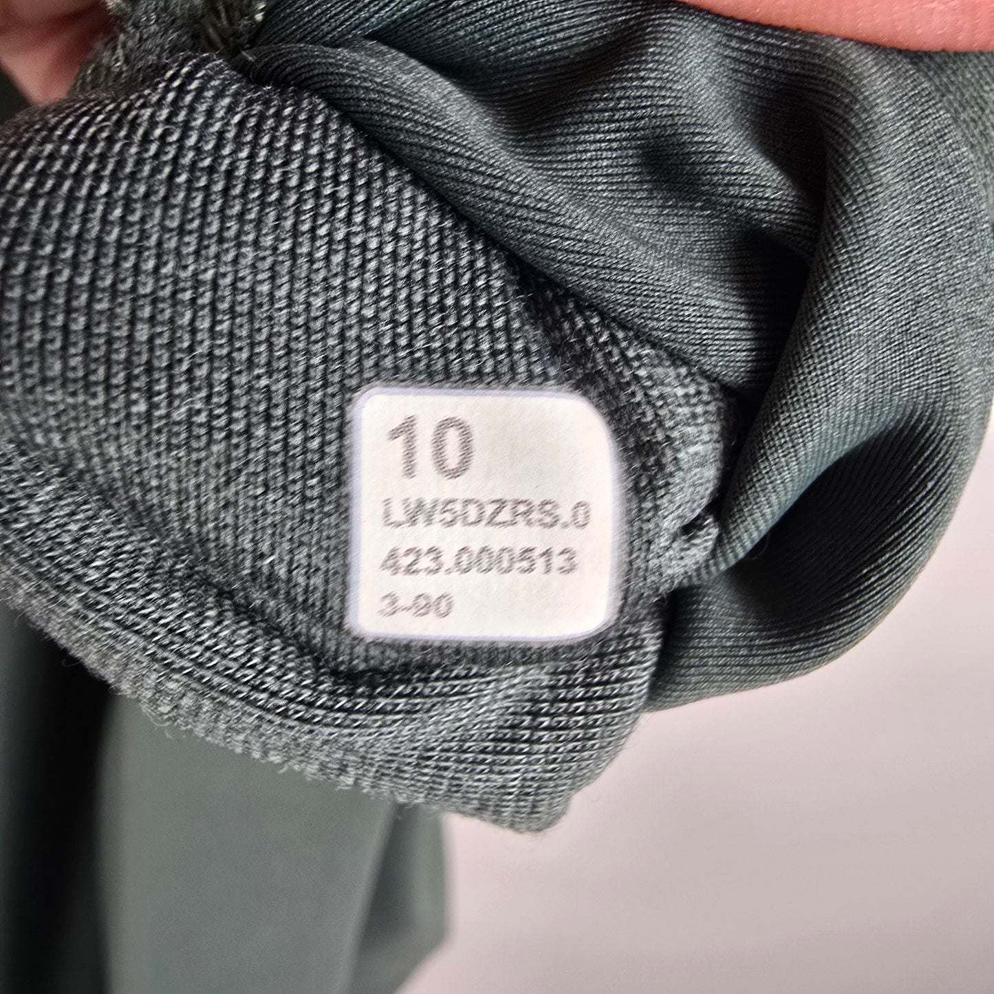 Lululemon Green Wunder Train HR Tight 25"  Size 10