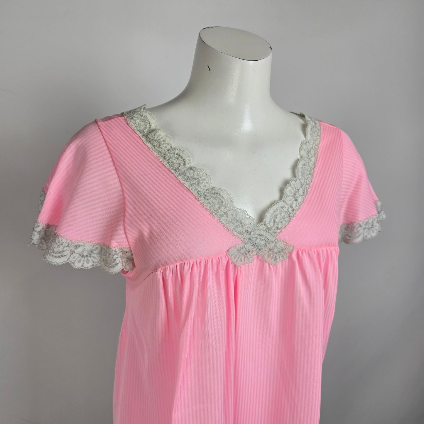 Vintage Harvey Woods Pink Lace Trim Night Gown Dress Size M