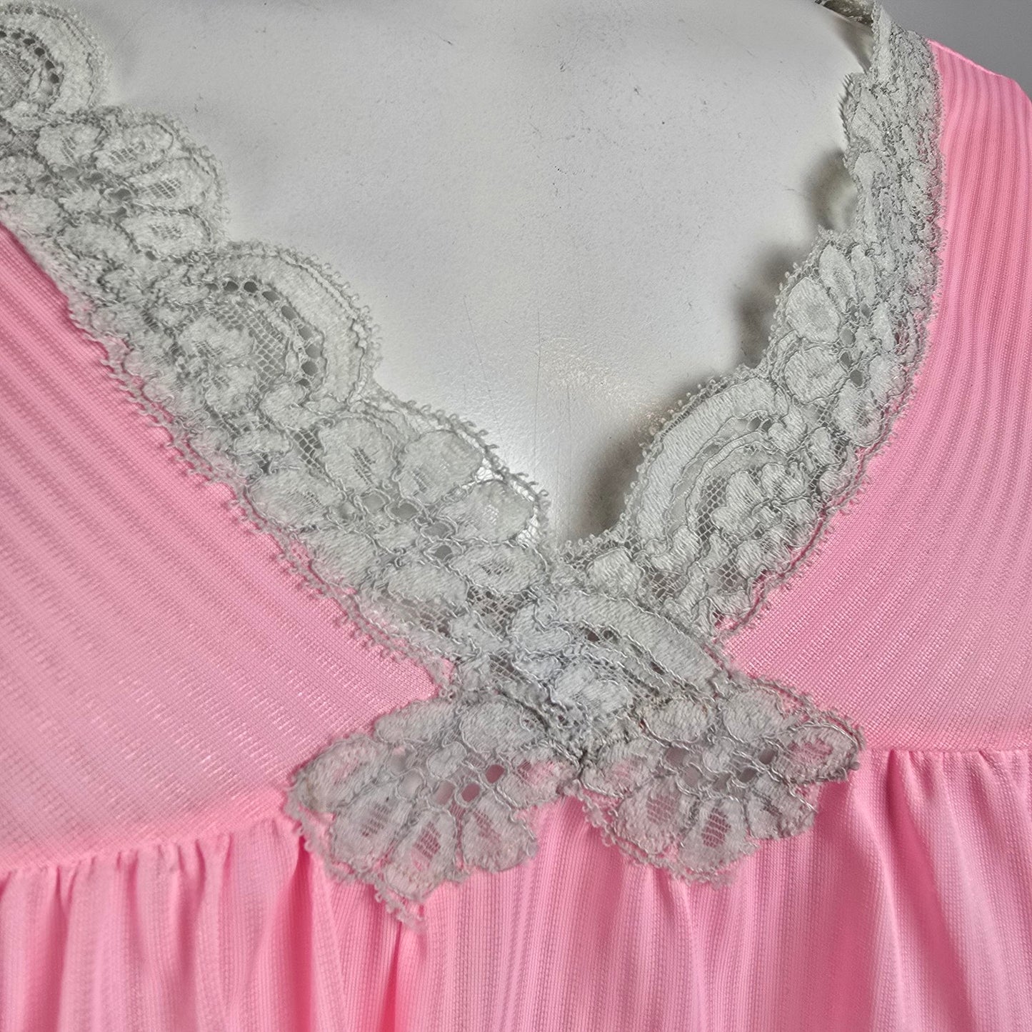 Vintage Harvey Woods Pink Lace Trim Night Gown Dress Size M