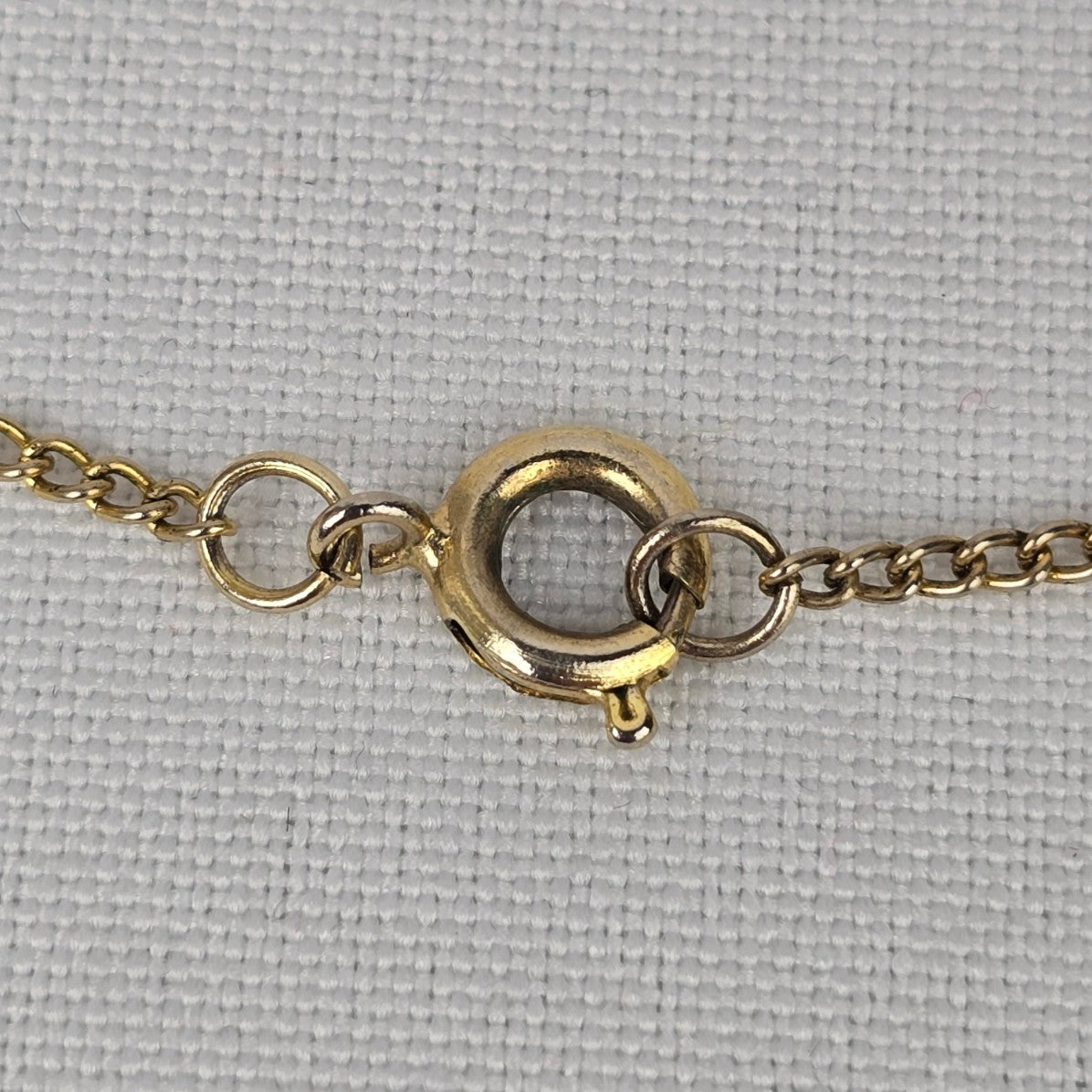 Vintage Gold Tone Horse Pendant Necklace