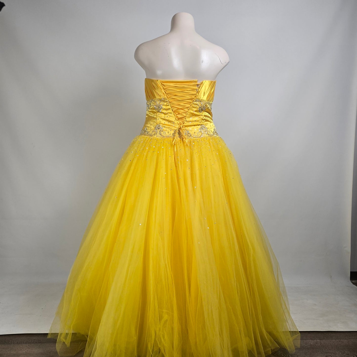 Joli Prom Bright Yellow Beaded Tulle Grad Event Dress Size 22
