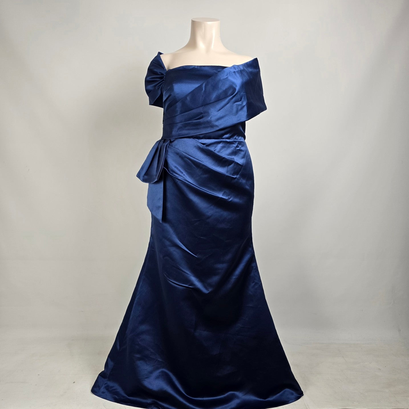 Blue Satin Mermaid Event Gown Size 18