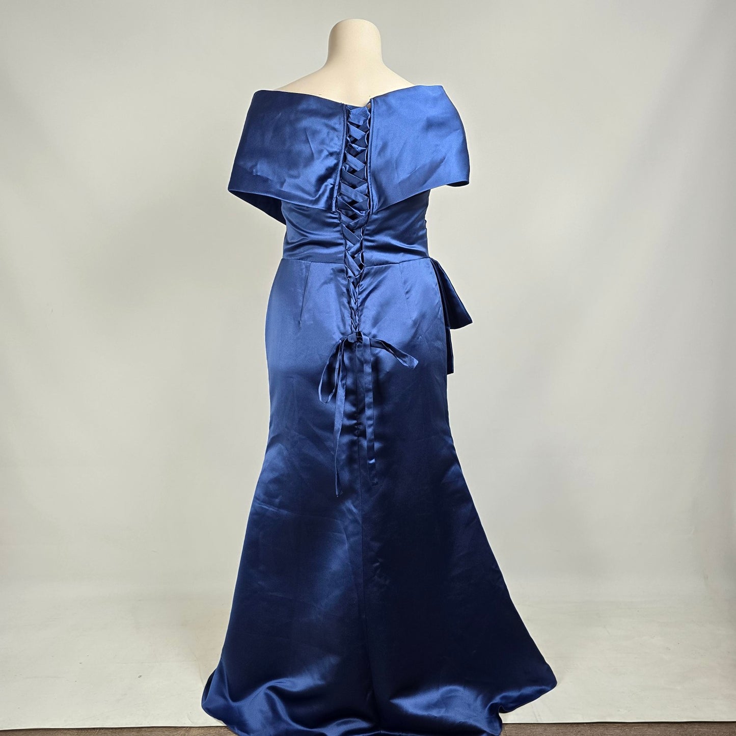 Blue Satin Mermaid Event Gown Size 18