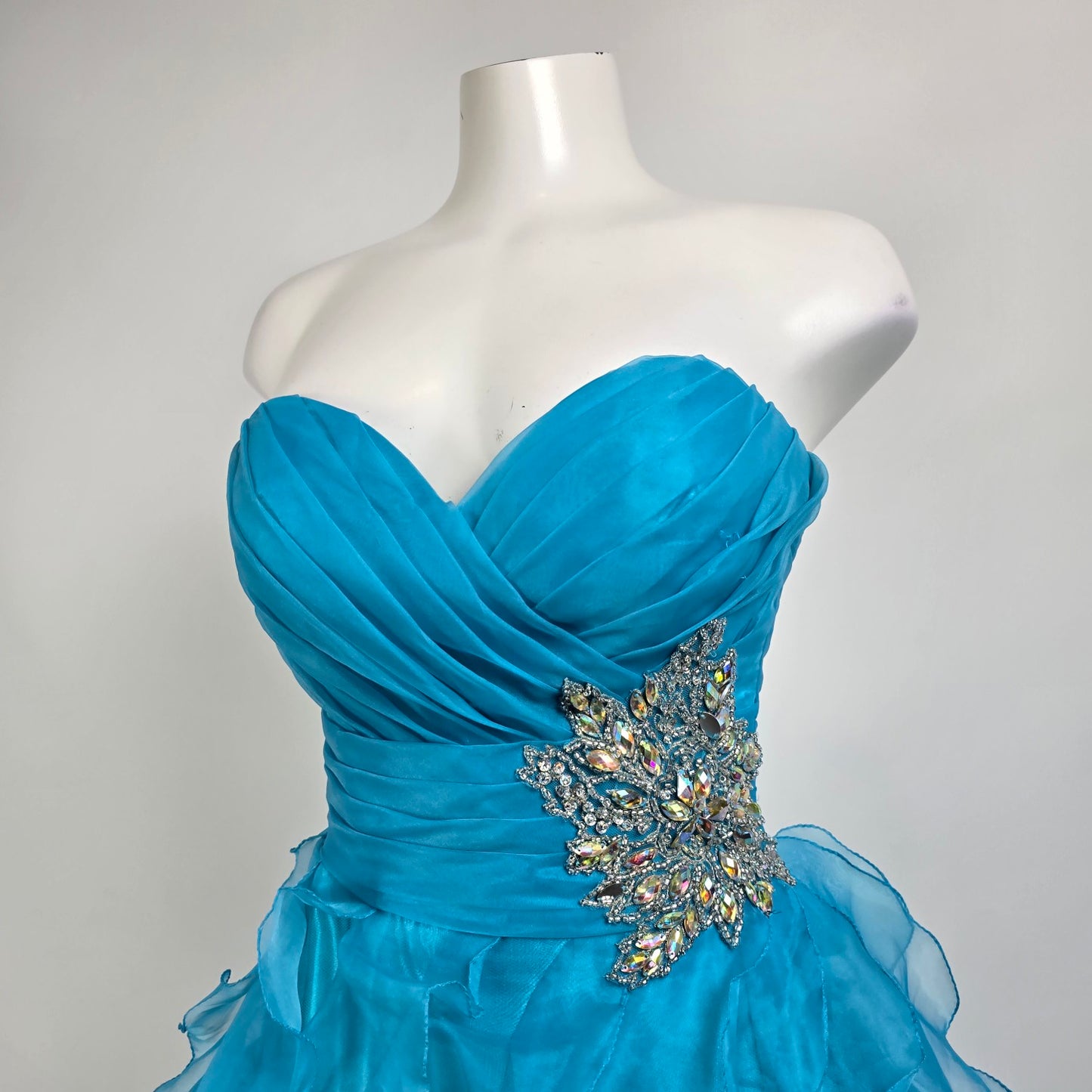 Night Moves Blue Crystal Detail Grad Eventwear Gown Size 6