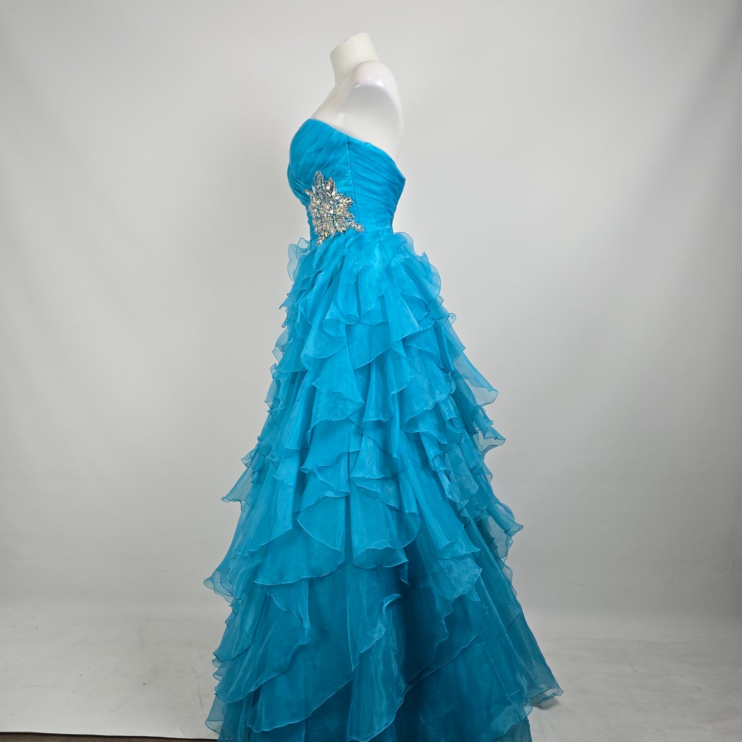 Night Moves Blue Crystal Detail Grad Eventwear Gown Size 6