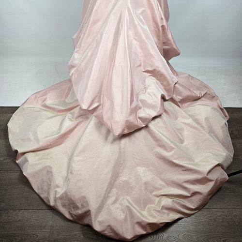 Raylia Designs Rose Beaded Metallic Wedding Eventwear Gown Size 8