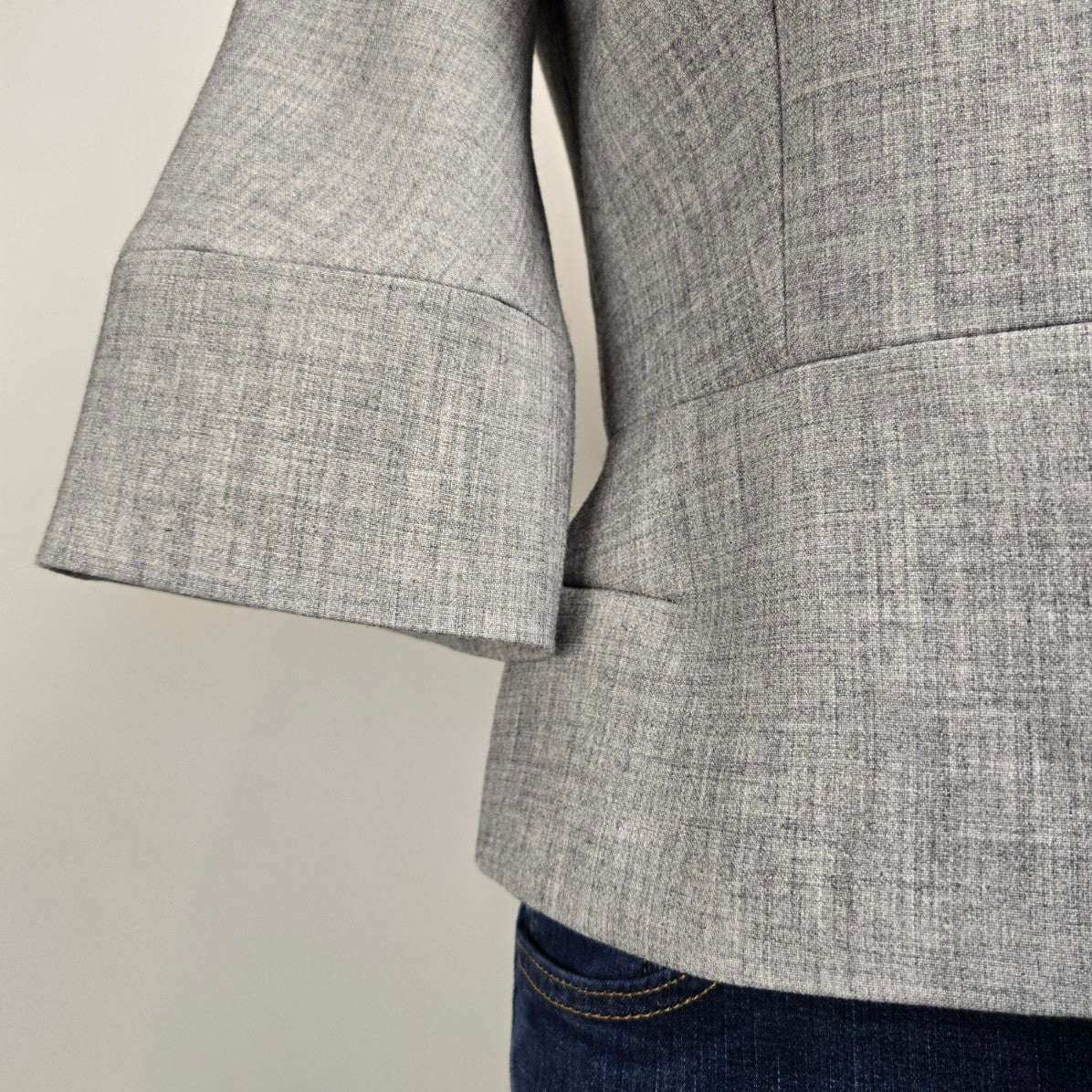 Saudra Augelazzi Grey Flare Sleeve Peplum Blouse Top Size 4