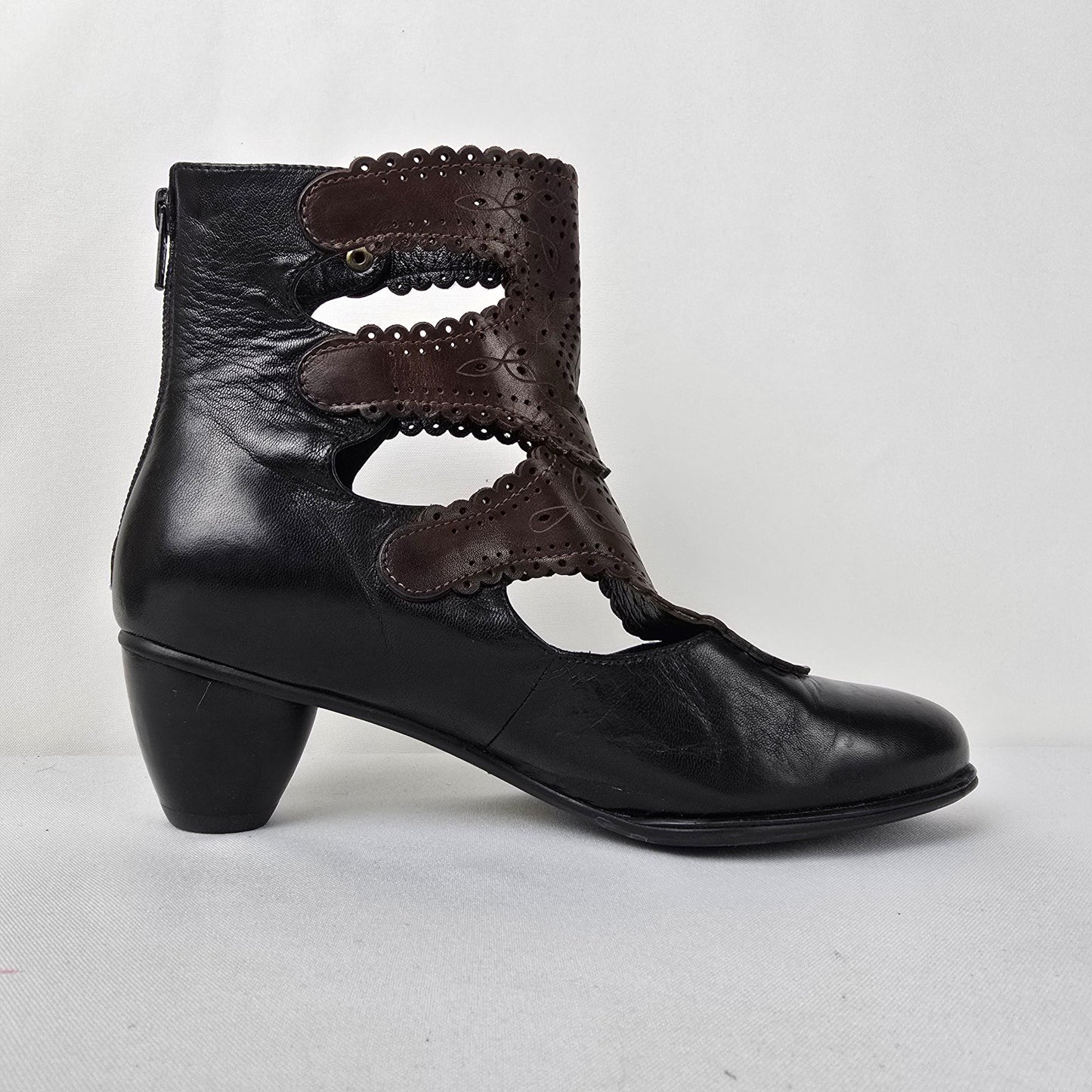 Everybody Black & Brown Laser Cut Boots Size 6