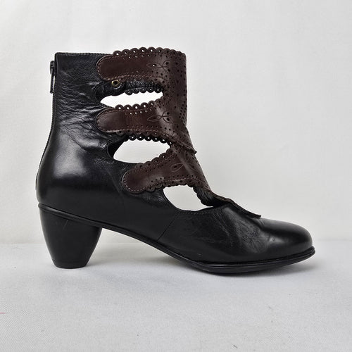 Everybody Black & Brown Laser Cut Boots Size 6