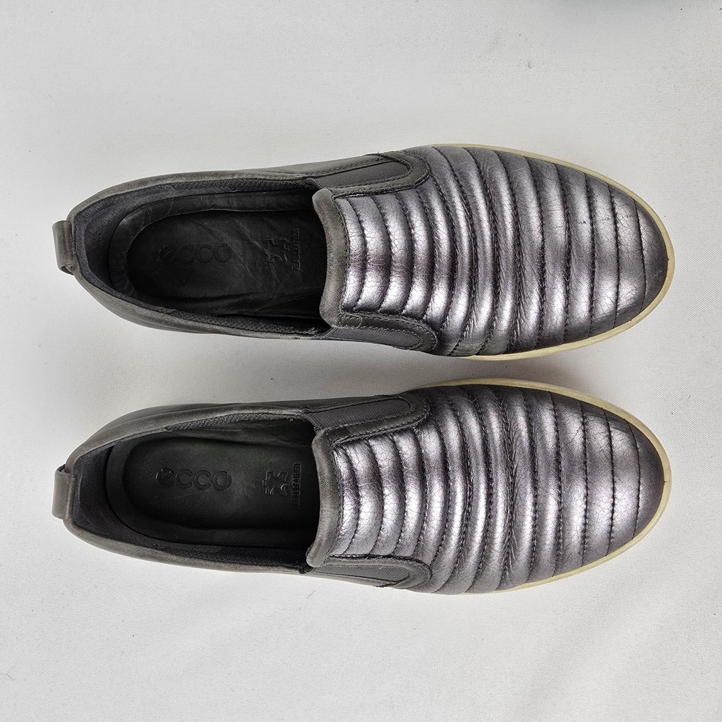 Ecco Grey Leather Slip On Shoes Size 8
