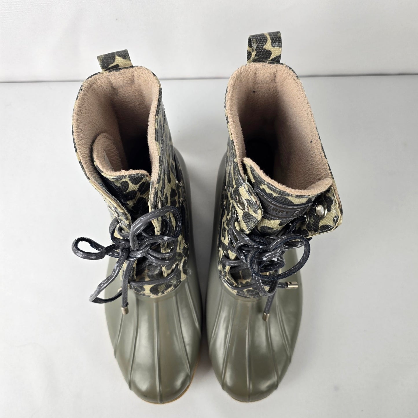 SPERRY Grey Animal Print Shearwater Duck Boots Size 8