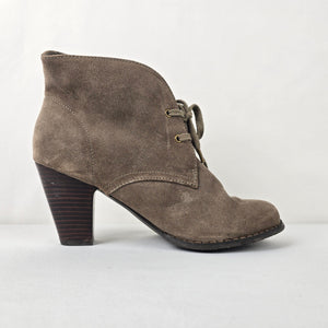 Denver Hays Taupe Suede  Lace Up Heeled Boots Size 10