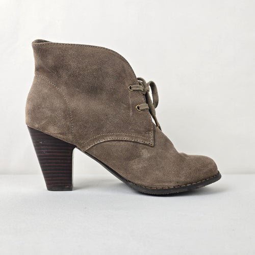 Denver Hays Taupe Suede  Lace Up Heeled Boots Size 10