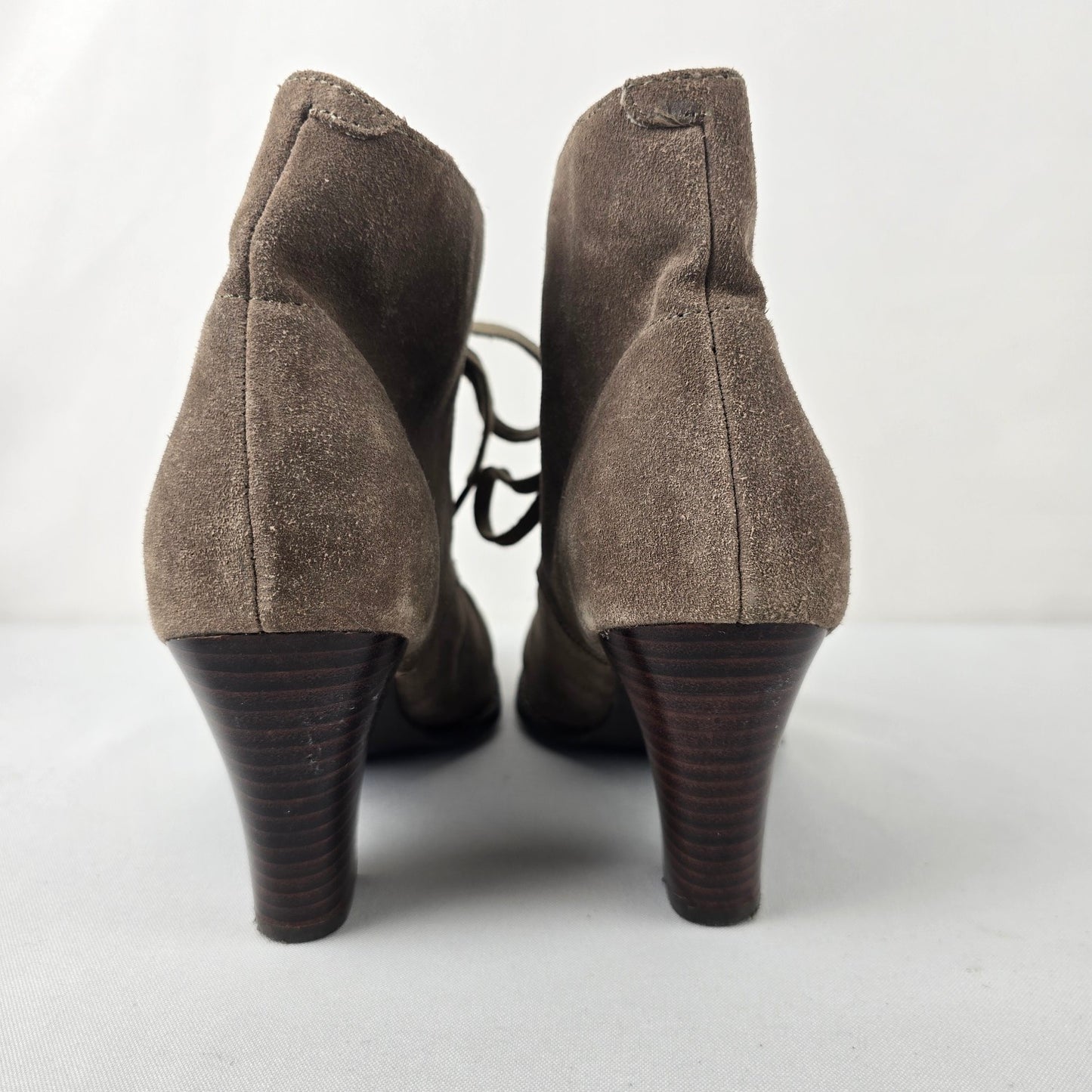 Denver Hays Taupe Suede  Lace Up Heeled Boots Size 10