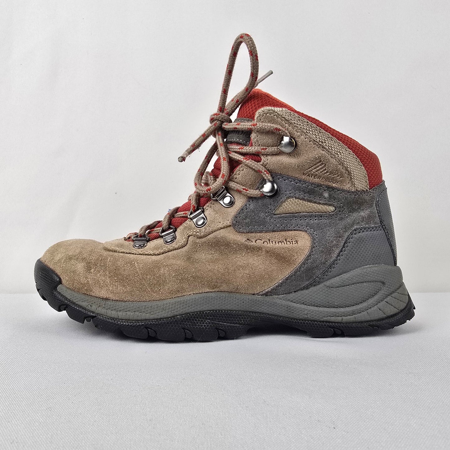 Columbia Brown & Grey Newton Ridge Plus Waterproof Hiking Boot Size 7.5