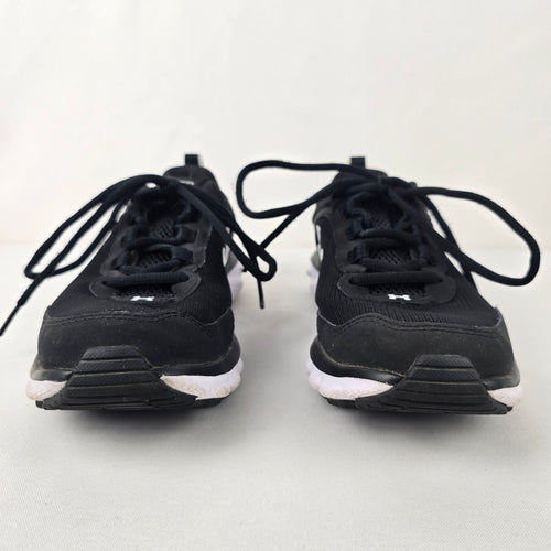 Under Armour Black Lace Up Running Shoes Size 6.5