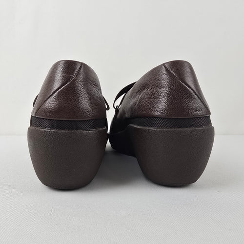 Tsubo Brown Leather Wedge Mary Jane Shoes Size 8