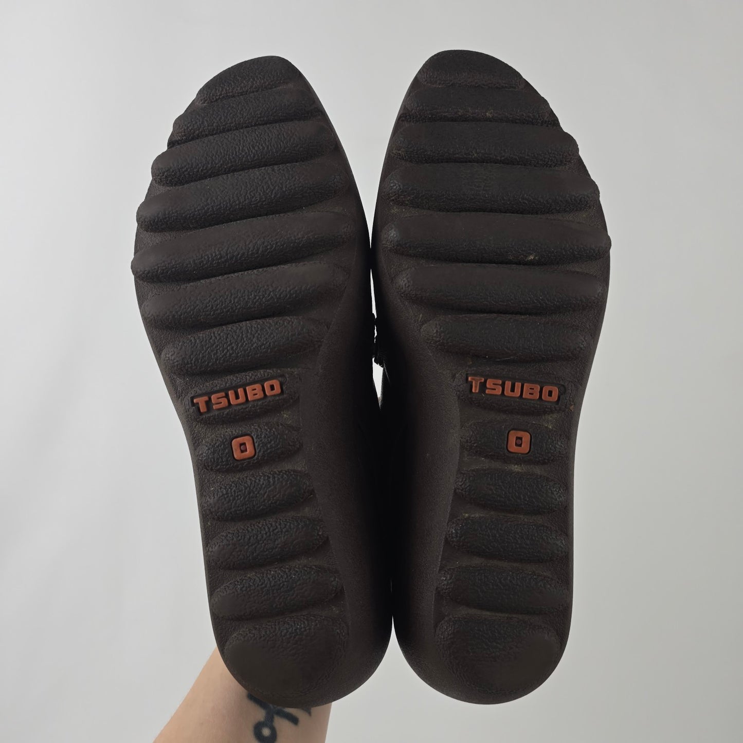 Tsubo Brown Leather Wedge Mary Jane Shoes Size 8