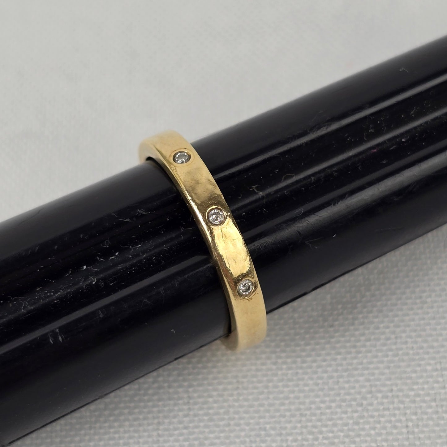 AU 10K Gold 3 Diamond Band Ring Size 7