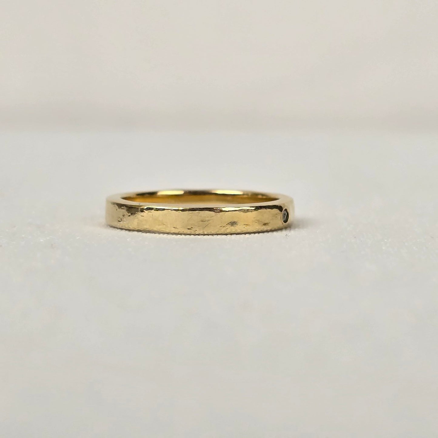 AU 10K Gold 3 Diamond Band Ring Size 7