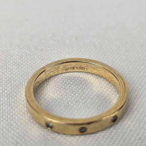 AU 10K Gold 3 Diamond Band Ring Size 7