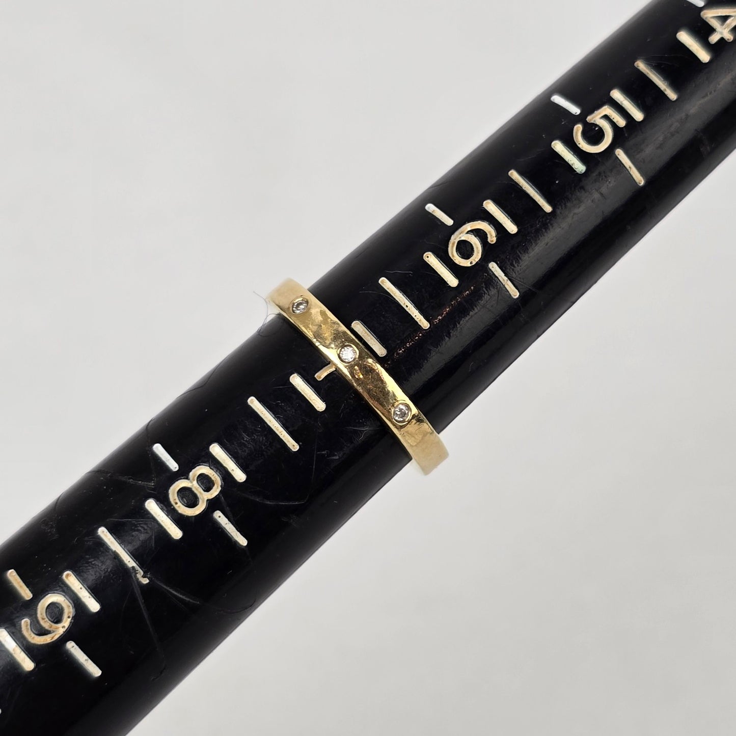 AU 10K Gold 3 Diamond Band Ring Size 7