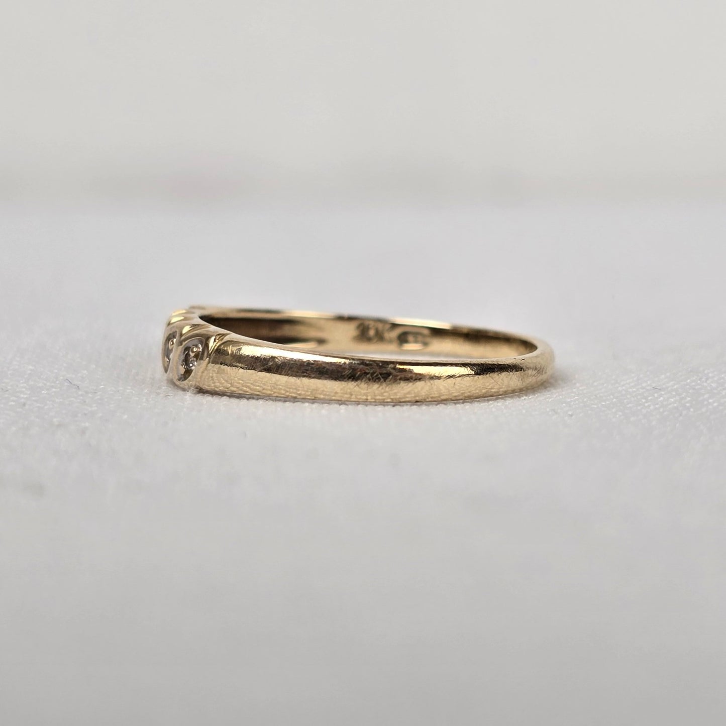 10k Gold Diamond Band Ring Size 9.5