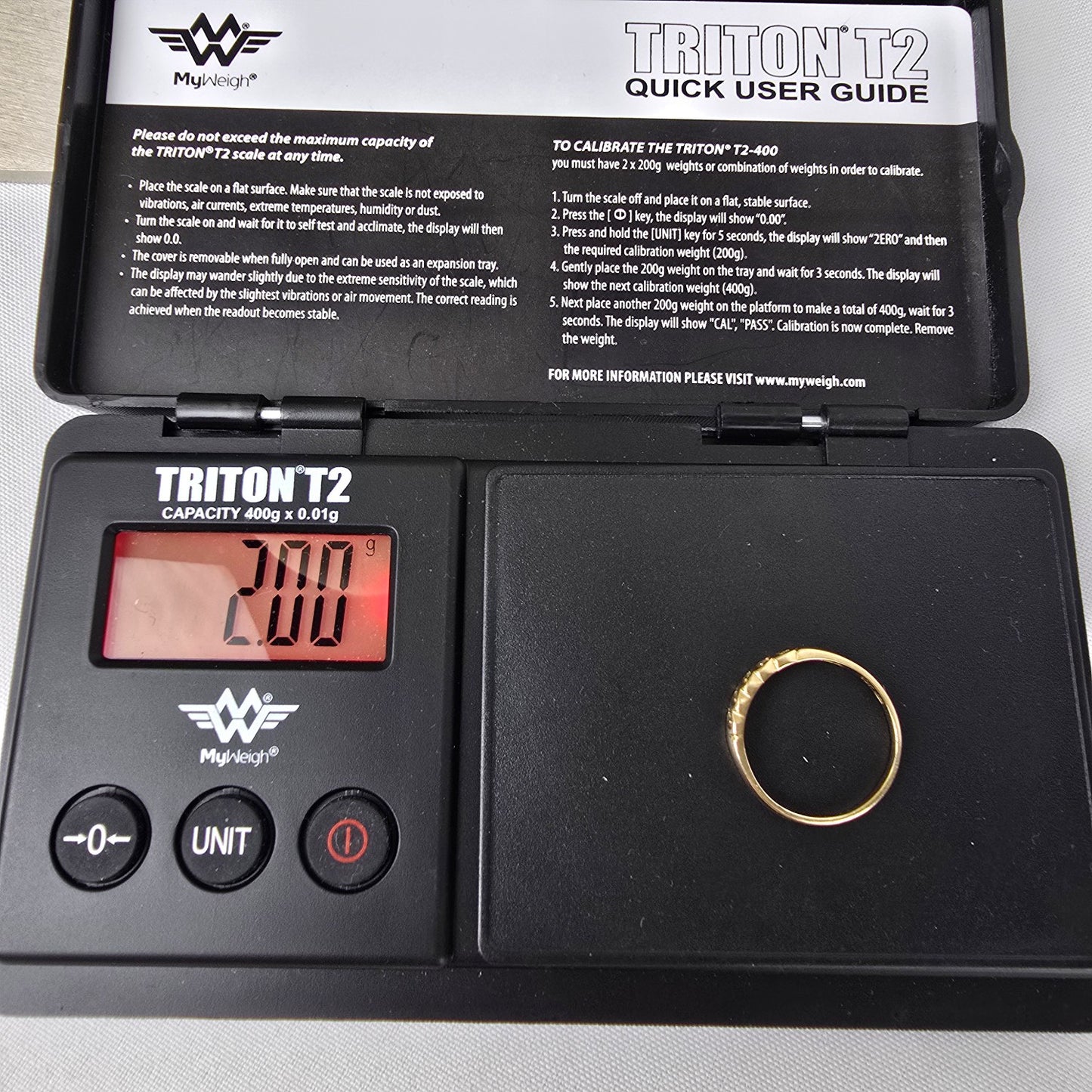 10k Gold Diamond Band Ring Size 9.5