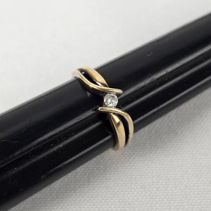 10kt Gold Diamond Ring Size 7