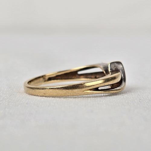 10kt Gold Diamond Ring Size 7