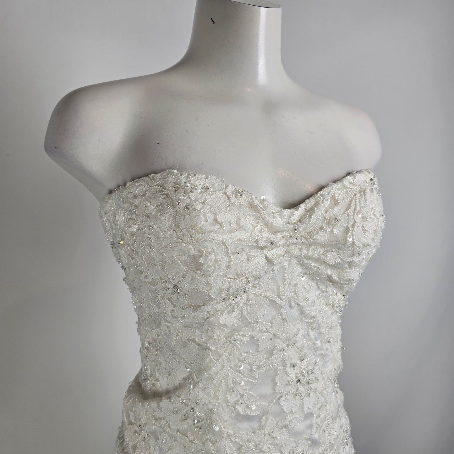 Mori Lee White Lace Overlay Wedding Dress Size 10