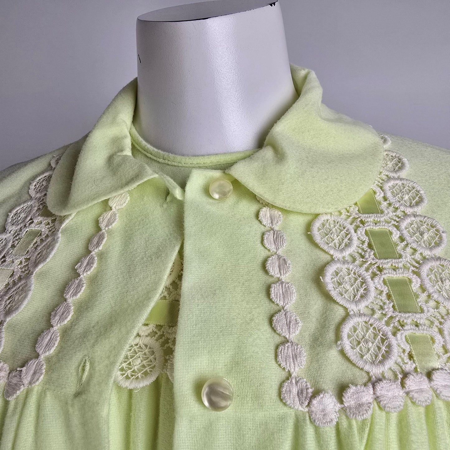 Vintage Louis Jean Yellow Night Gown & House Coat Set Size M