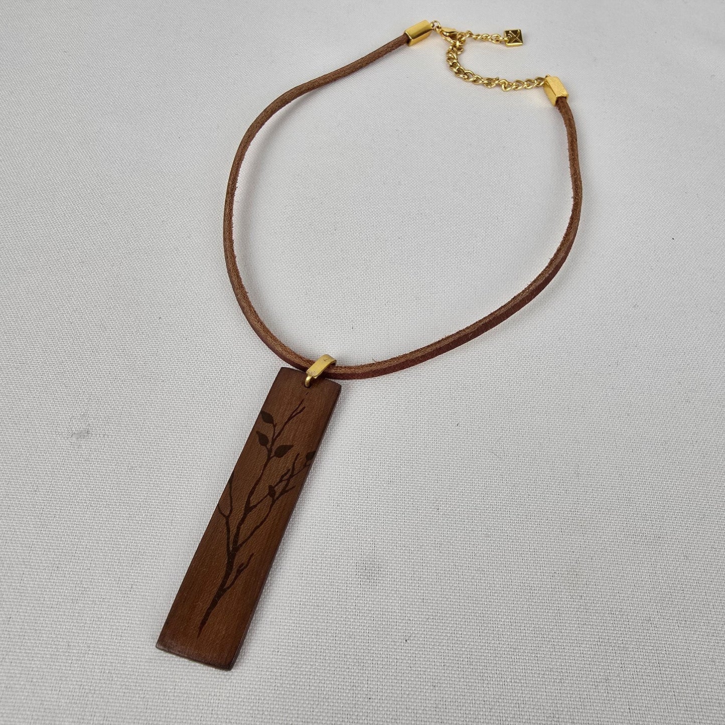 Bauxo Brown Floral Pendant Leather Cord Choker Necklace