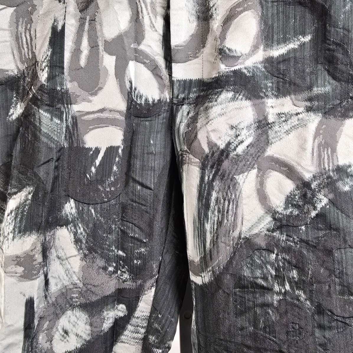 Comrags Black & Grey Graphic Print Pants Size M