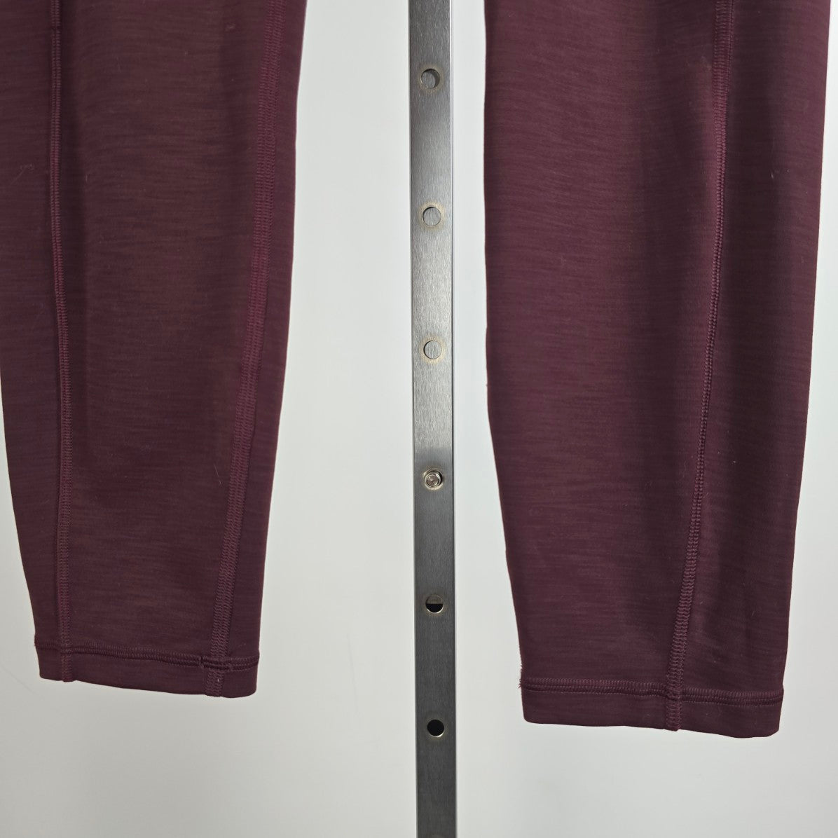 Lululemon Burgundy Cropped Legging Size 10