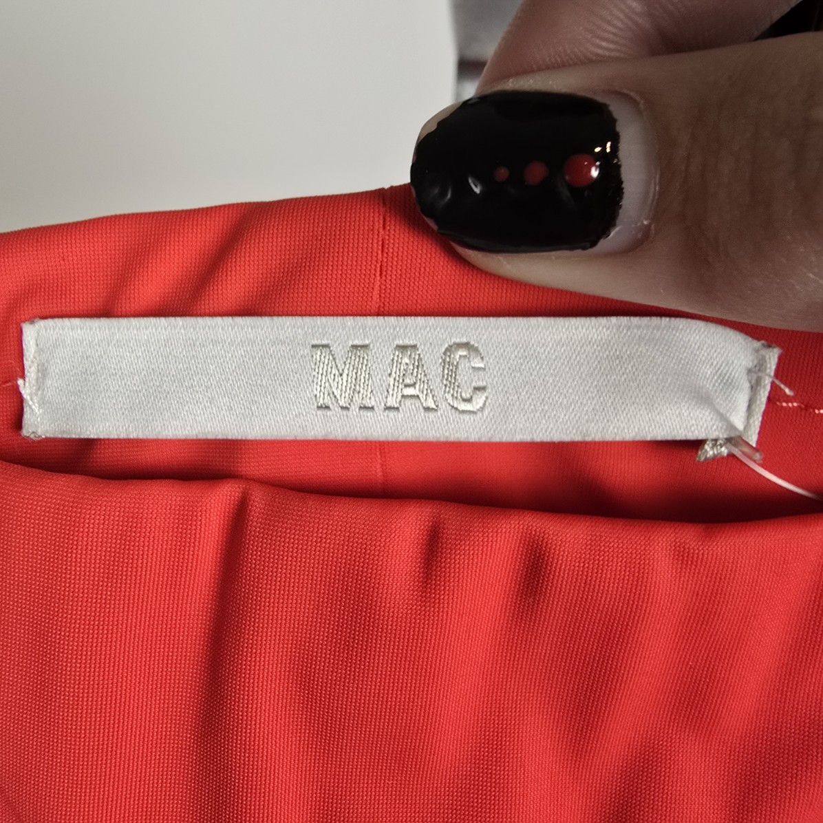 Mac Red Jogger Pants Size 36