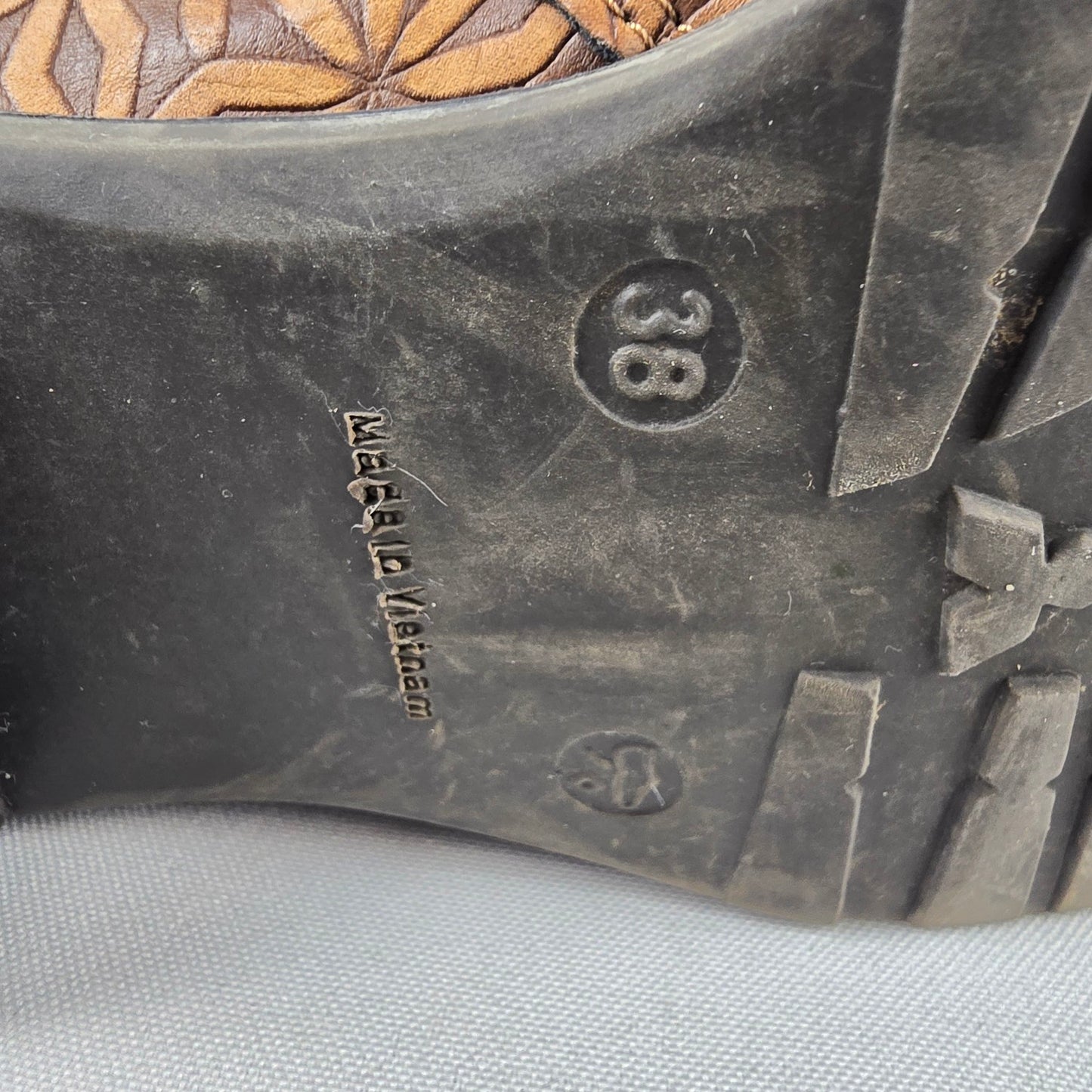 Remonte Brown Leather Floral Embossed Short Boot Size 7.5