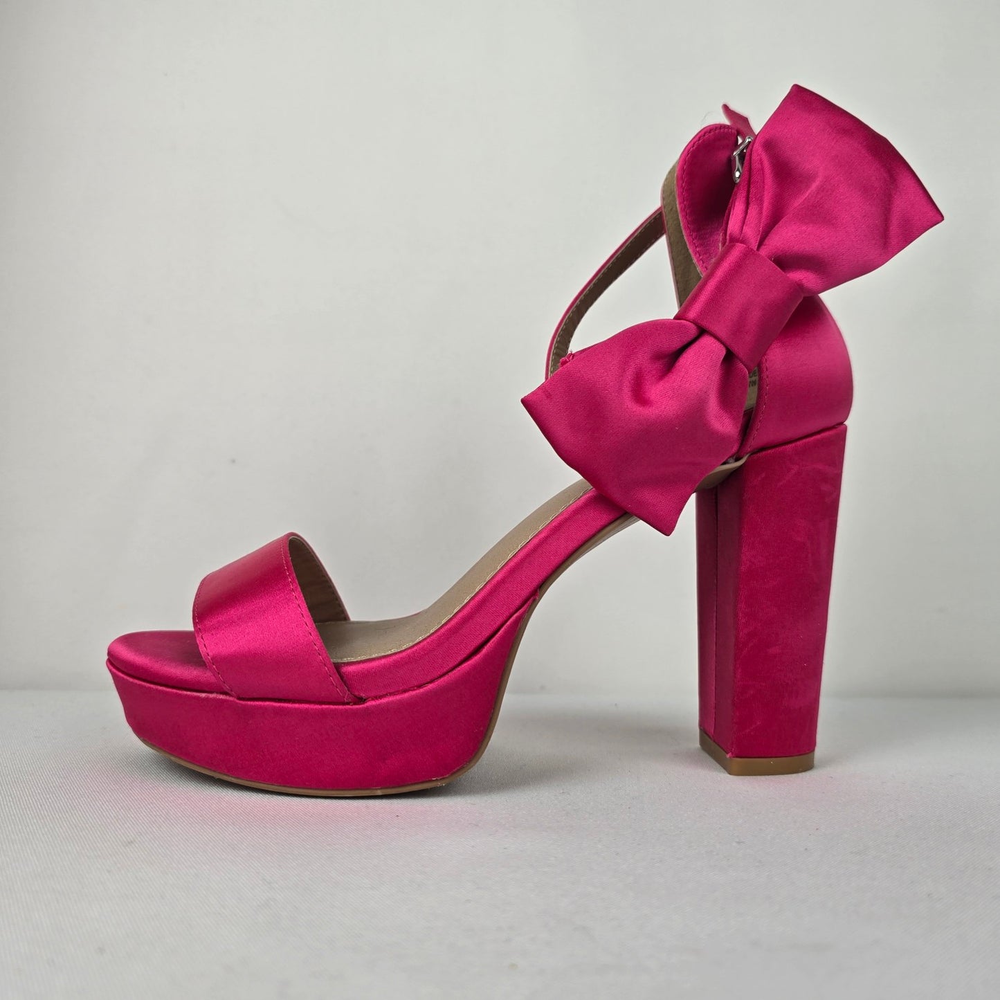 Torrid Pink Bow Detail Platform Heels Size 8W