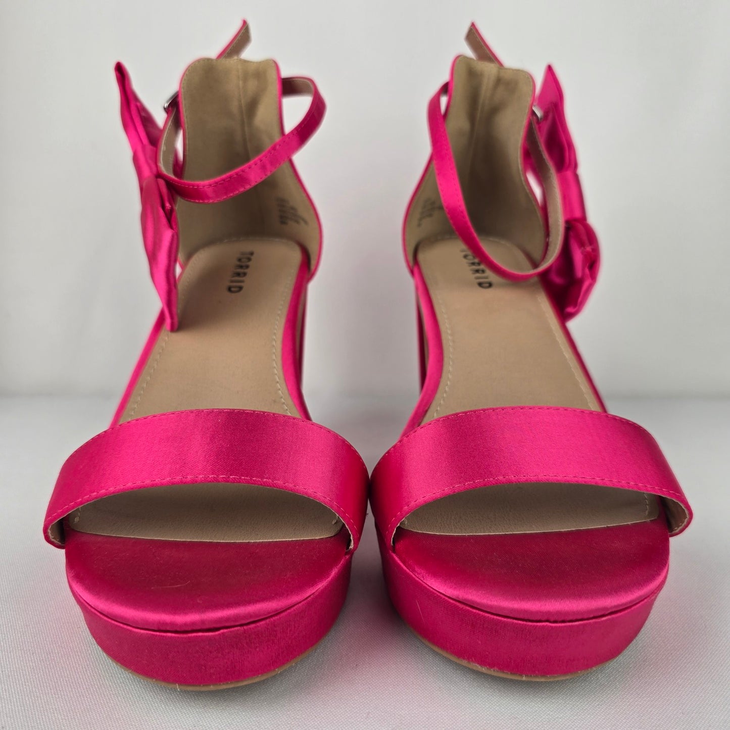 Torrid Pink Bow Detail Platform Heels Size 8W