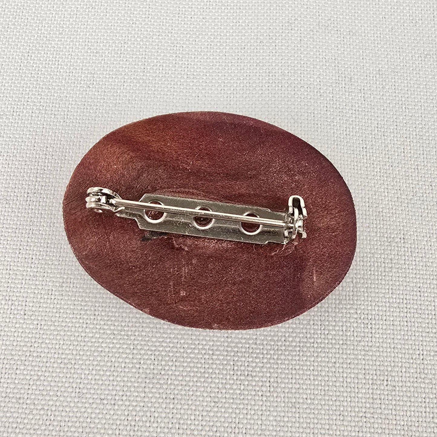 Vintage Brown Cameo Brooch