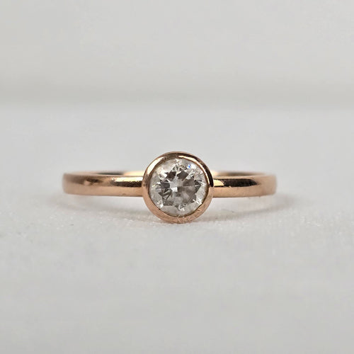 14K Gold NH Bezel Set Faux Diamond Ring Size 7