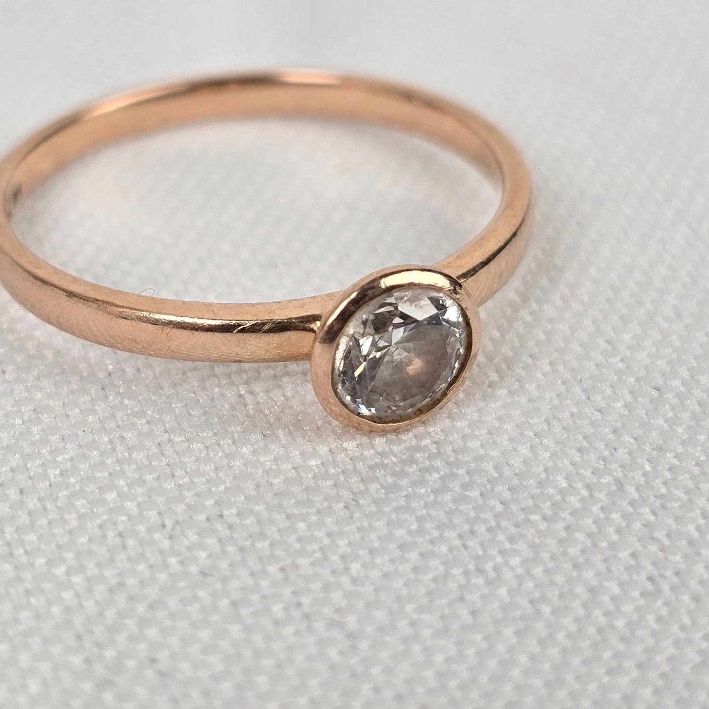 14K Gold NH Bezel Set Faux Diamond Ring Size 7