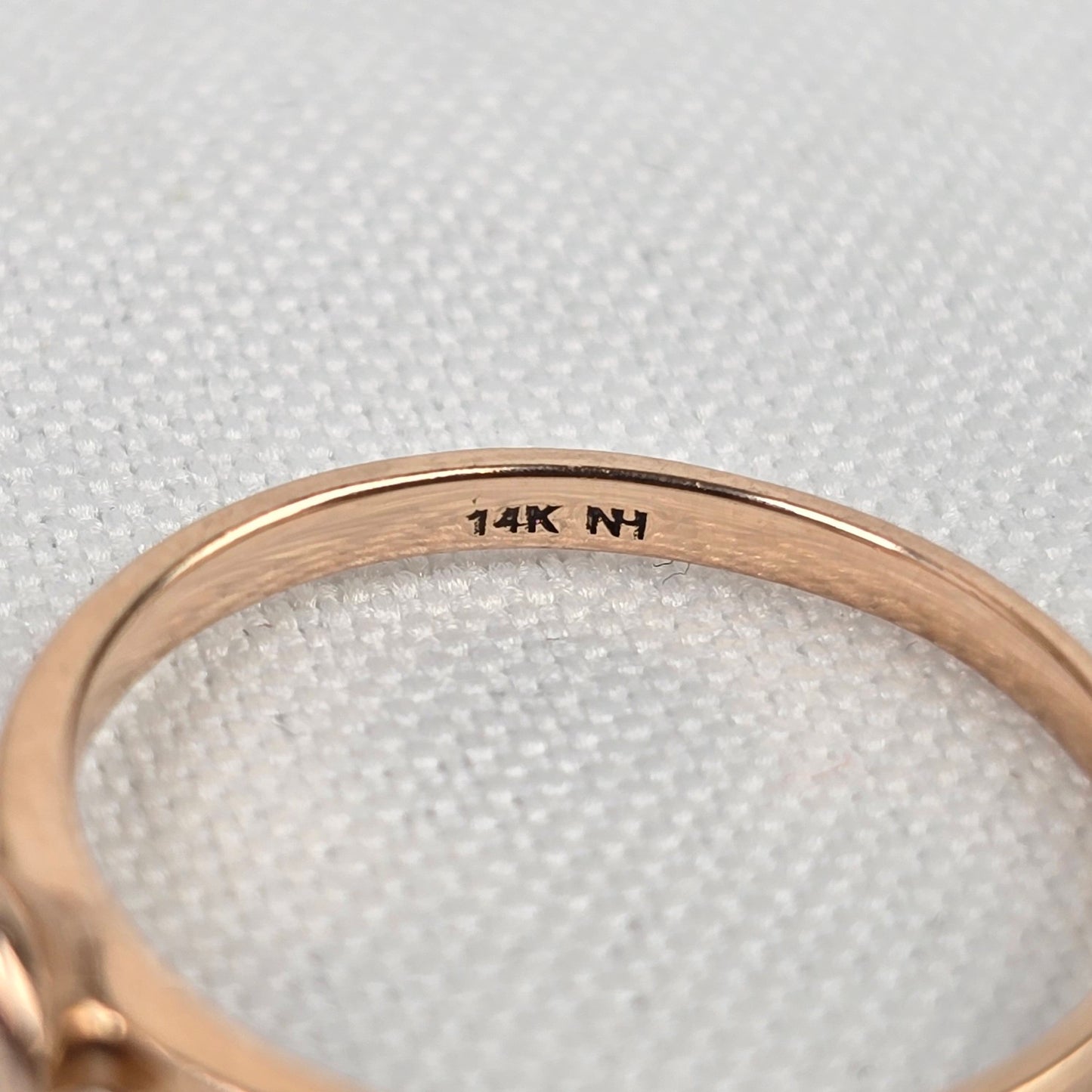 14K Gold NH Bezel Set Faux Diamond Ring Size 7