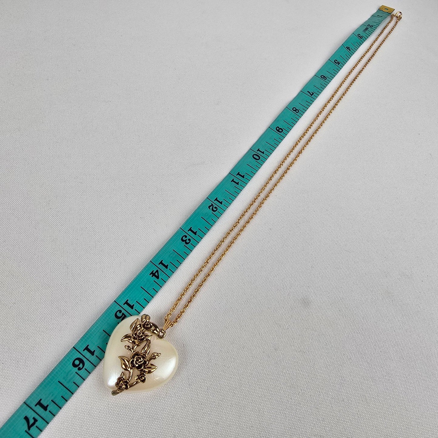 Gold Tone Cream Heart Flower Pendant Long Necklace