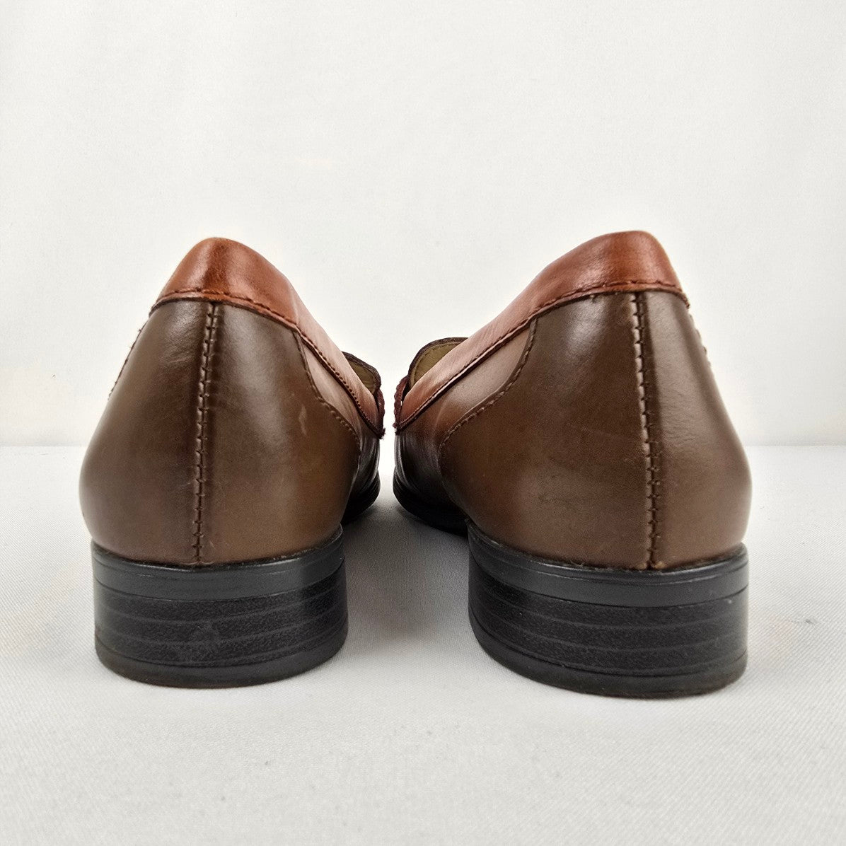 Naturalizer Brown Leather Loafers Size 6.5