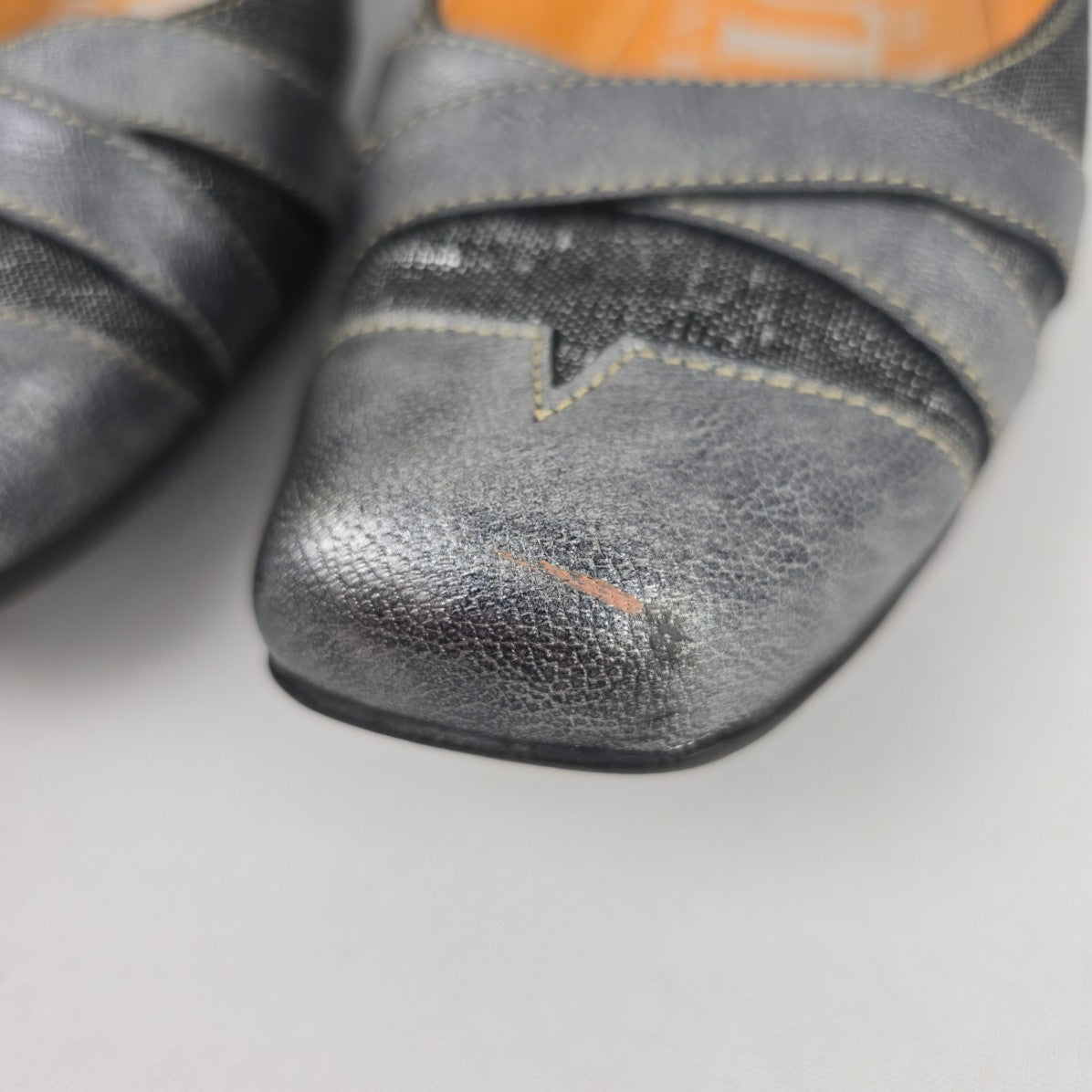 Un Tour en Ville Black Leather Mary Jane Shoes Size 9